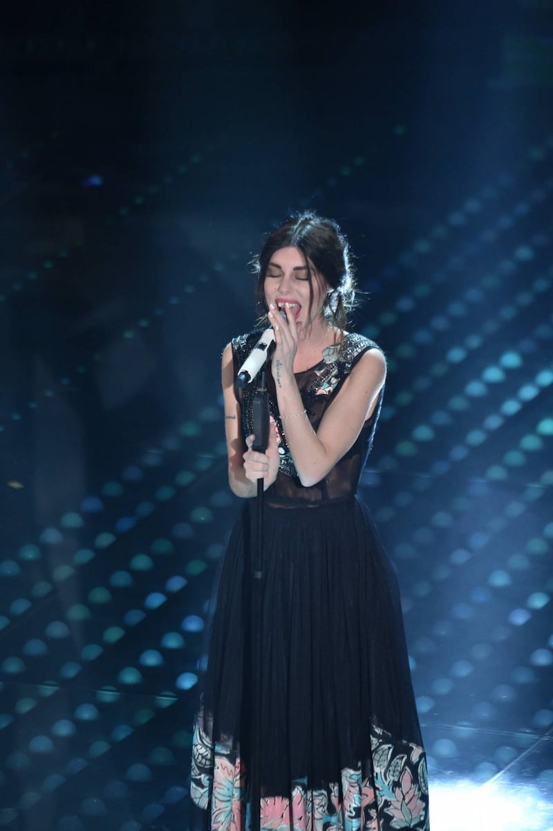 Bianca Atzei si commuove sul palco di Sanremo 5