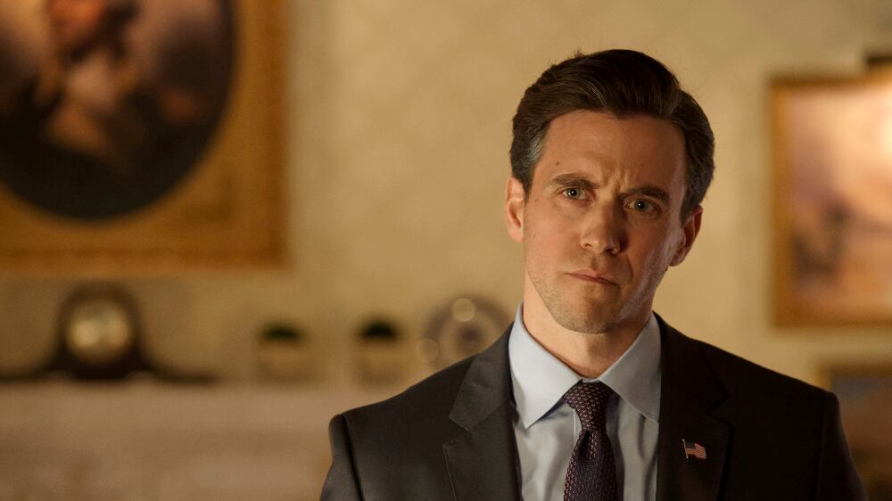 Langdon, Ashley Zukerman protagonista della serie tv prequel de Il codice da Vinci