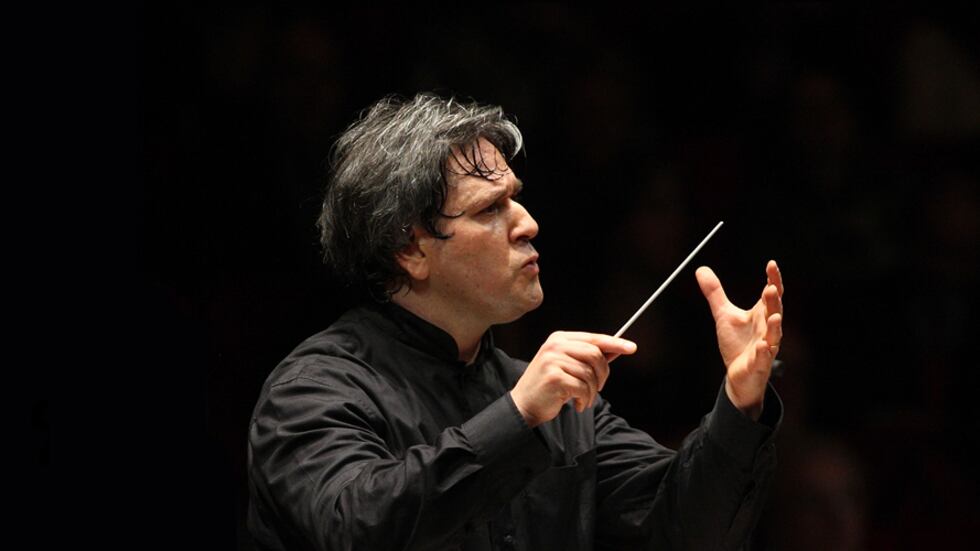"La musica è la mia vita Cosa mi toglie? Tempo per le amicizie"