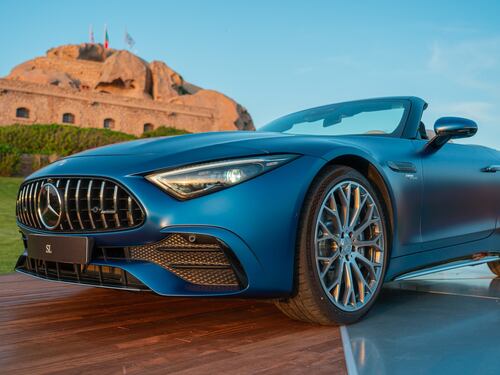 Mercedes AMG SL 43: guarda tutte le foto