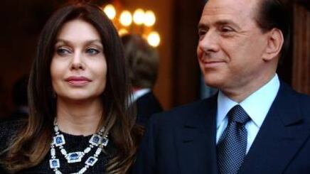 Ridotto l'assegno: Veronica deve al Cav 36 milioni di euro