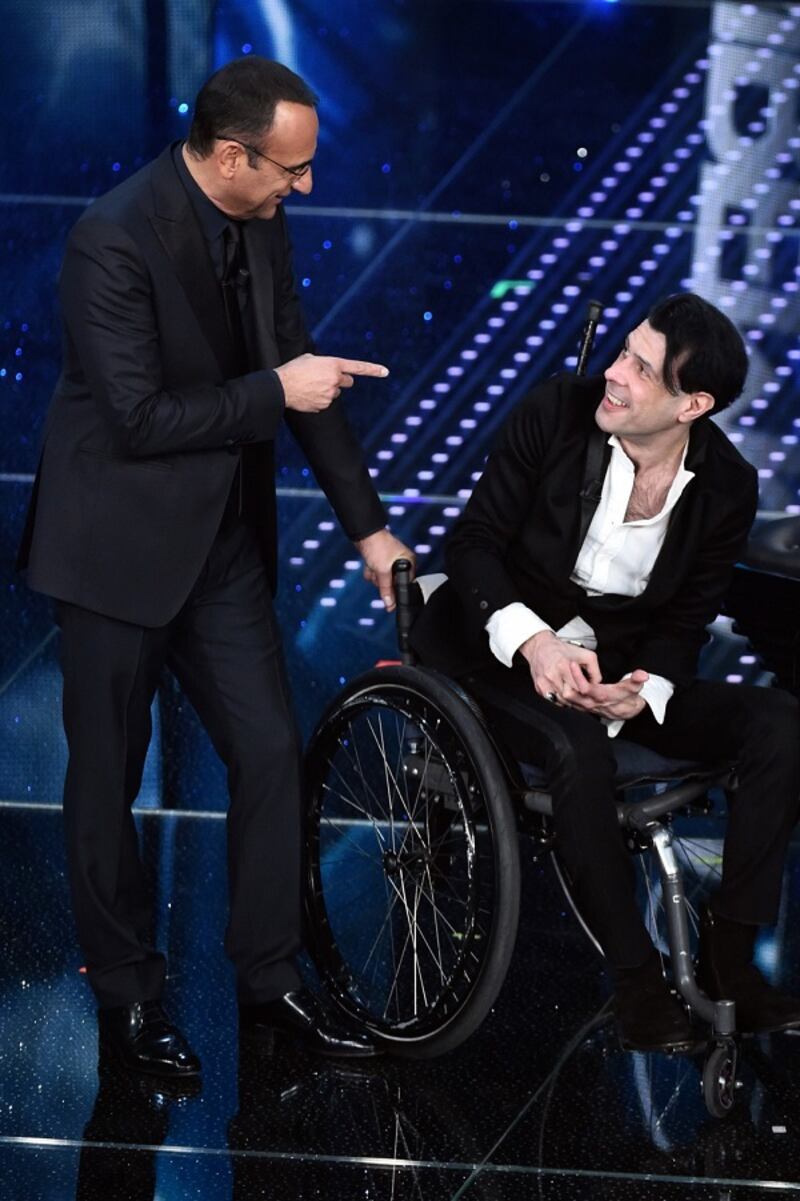 Ezio Bosso, il pianista che ha commosso Sanremo 2016. Le foto 3