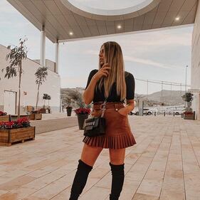 Ivana Icardi si prende la scena su Instagram 7