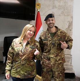 Giorgia Meloni in visita al contingente italiano in Iraq 6