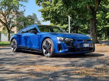 Audi RS e-tron GT: guarda la gallery della super berlina elettrica 2