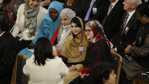 Malala e Kailash Satyarthi ritirano il Nobel per la pace 4