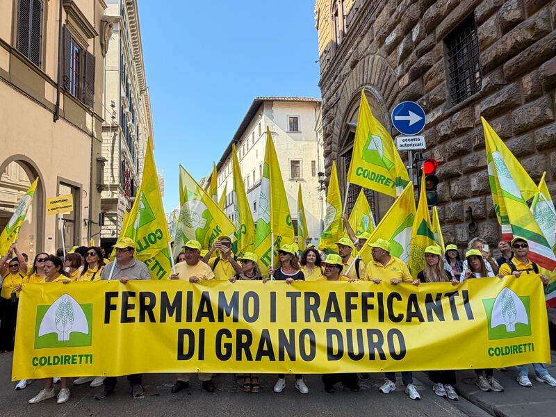La protesta di Coldiretti contro i "trafficanti di olio e di grano": guarda le foto 5