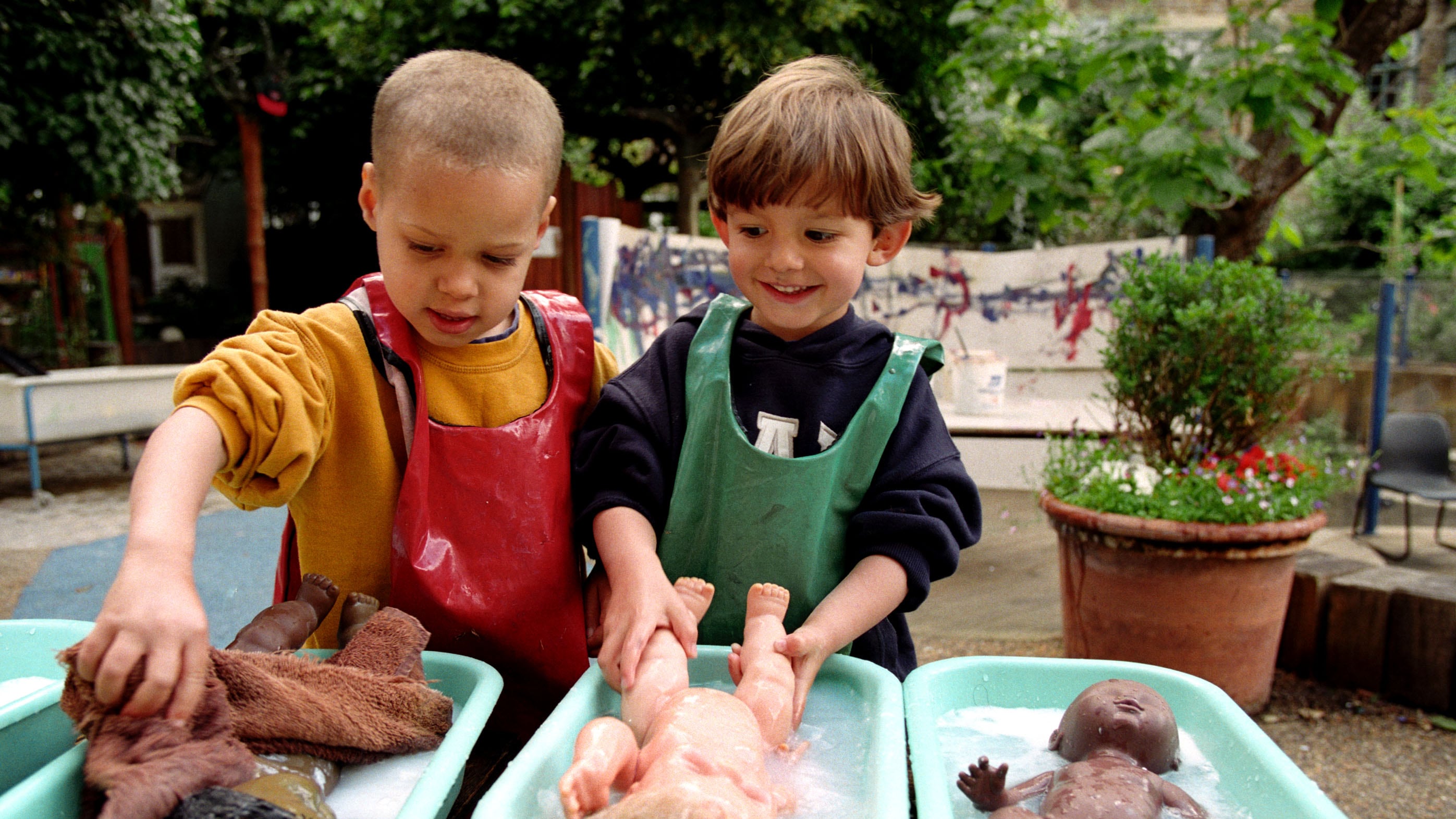 I bambini usati come cavie per dimostrare la teoria gender