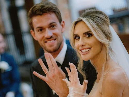 "Si devono vergognare". Polemica sul matrimonio di Daniele Rugani e Michela Persico