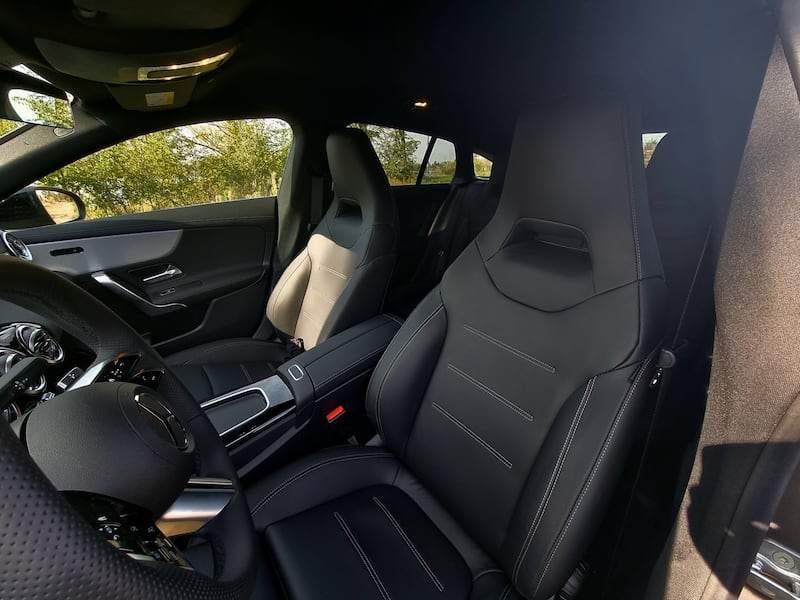 Mercedes CLA Shooting Brake, guarda la gallery della Station Wagon Coupè 18