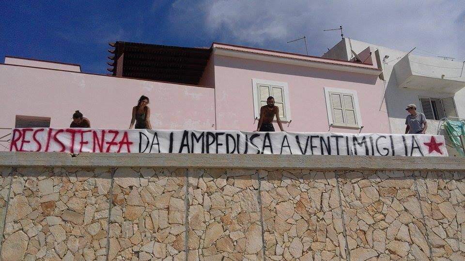 Ora arrivano gli anarchici a dar manforte ai profughi