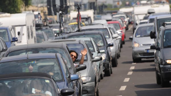 Stangata di fine anno: il governo aumenterà i pedaggi in autostrada