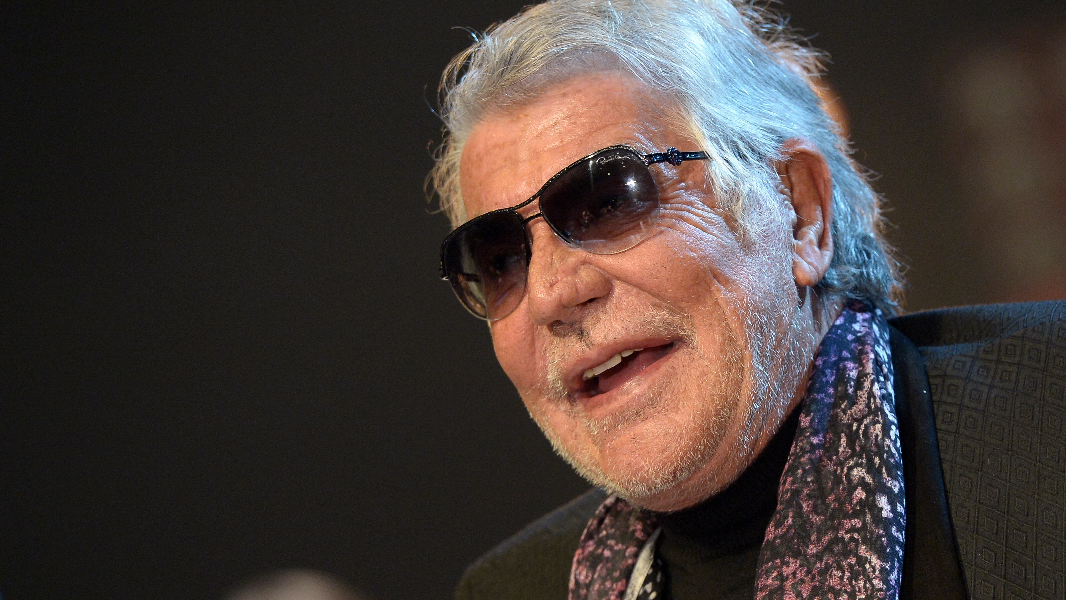 È morto Roberto Cavalli, lo stilista che ha sdoganato il fascino dell'opulenza