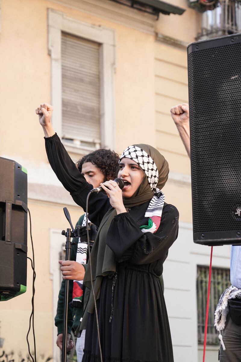 Pro Palestina in piazza a Milano 4