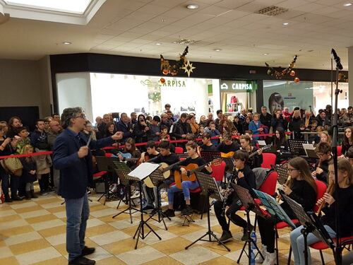 "Ecco il mio jazz anti bulli, mi manda zio Mino Reitano"