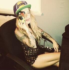 Jesse Lee, corpo da urlo e tatuaggi ovunque 15