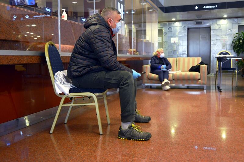 Milano. Primi ingressi all'Hotel Michelangelo per la quarantena 9