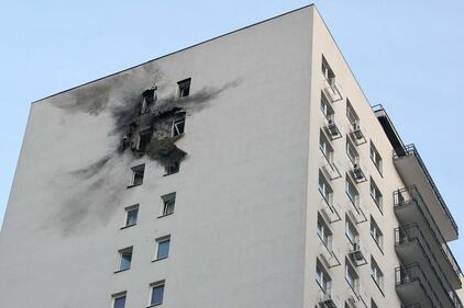 Mosca fa la conta dei danni dopo i raid ucraini coi droni kamikaze 11