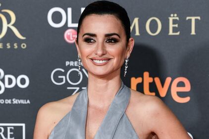 Penelope Cruz: raggiante sul red carpet dei Goya 6