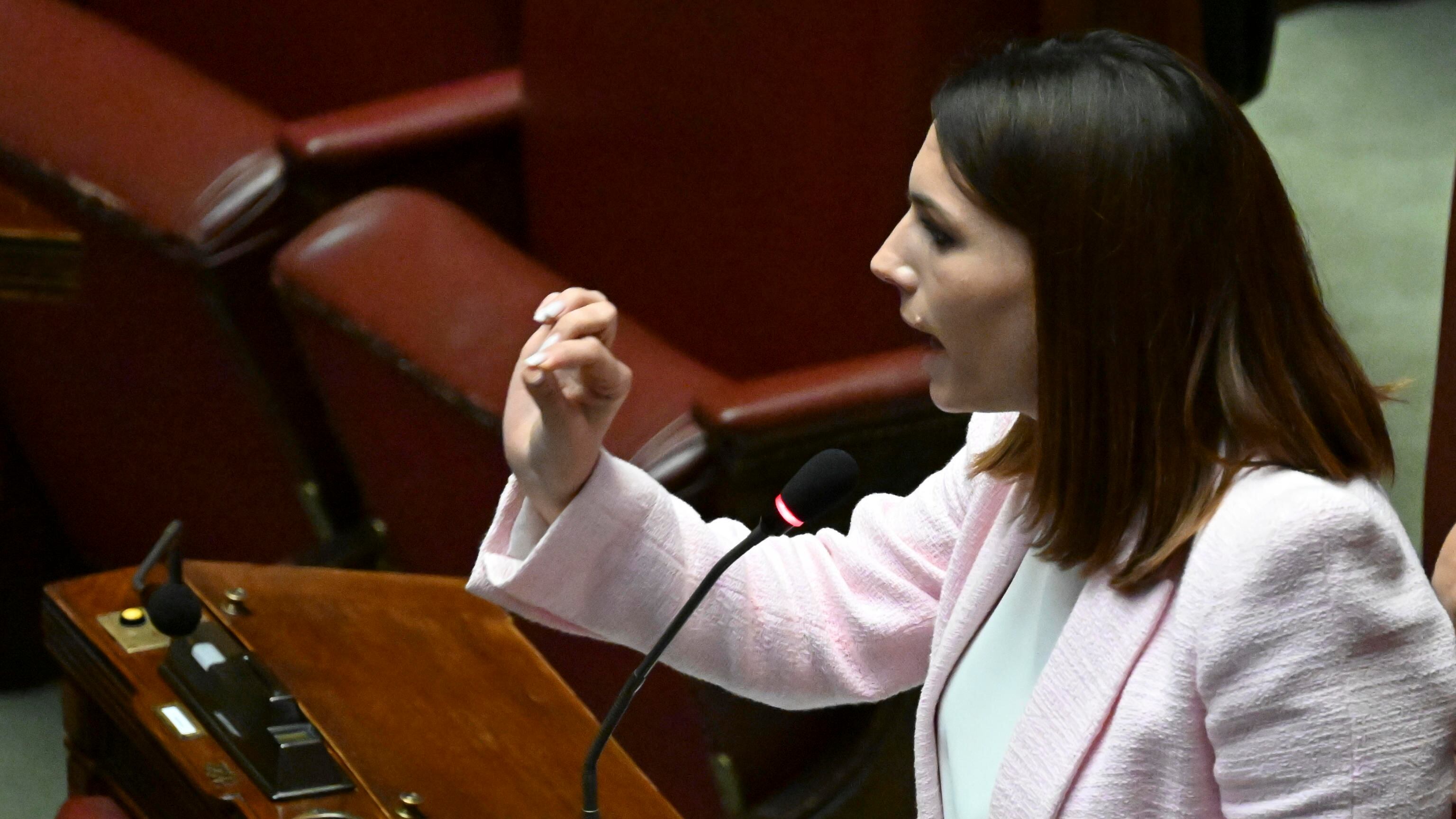 Fiducia sui giudici contabili. L'opposizione si spacca