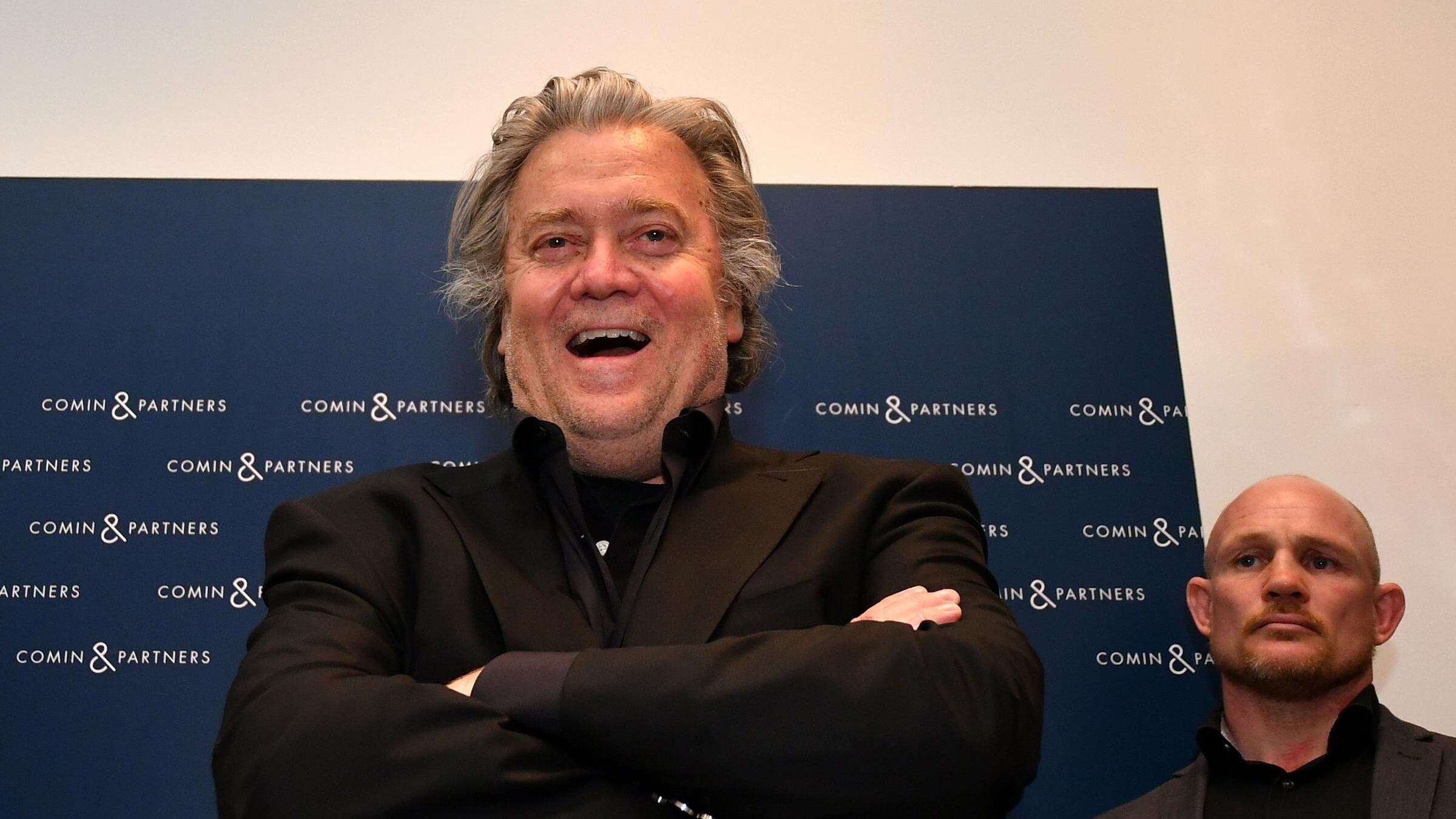 Ora Steve Bannon vuole acquistare il Daily Telegraph