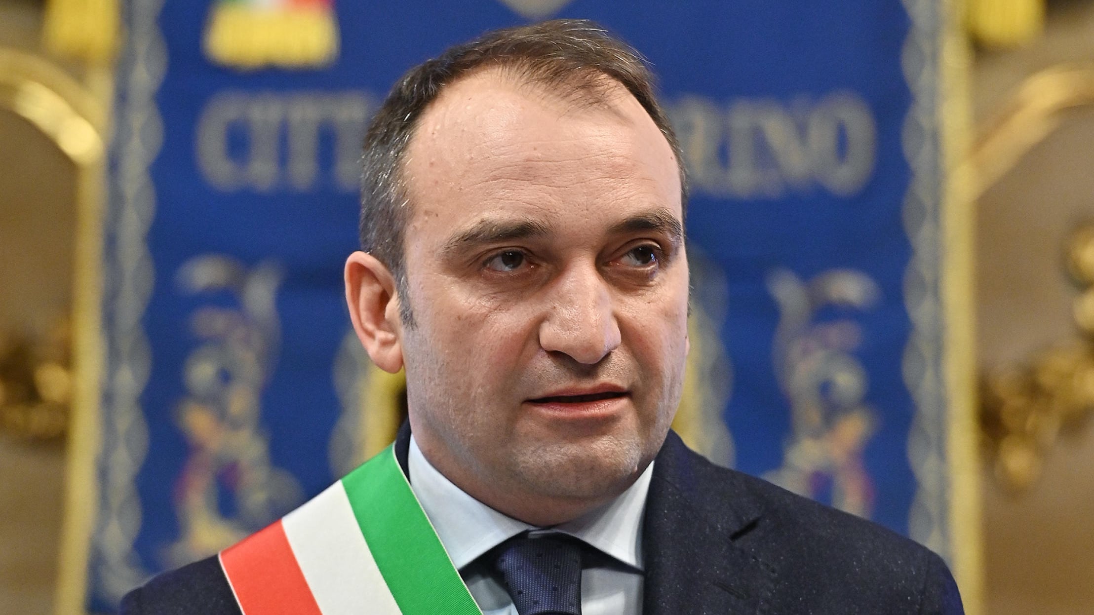Quello sgombero bloccato dal sindaco Pd. Le mosse di Lo Russo per resistere al governo