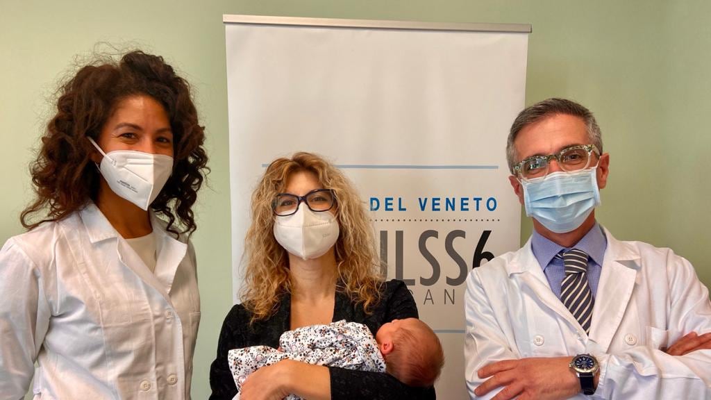 "Sono nate già immuni al Covid grazie ai vaccini delle mamme"