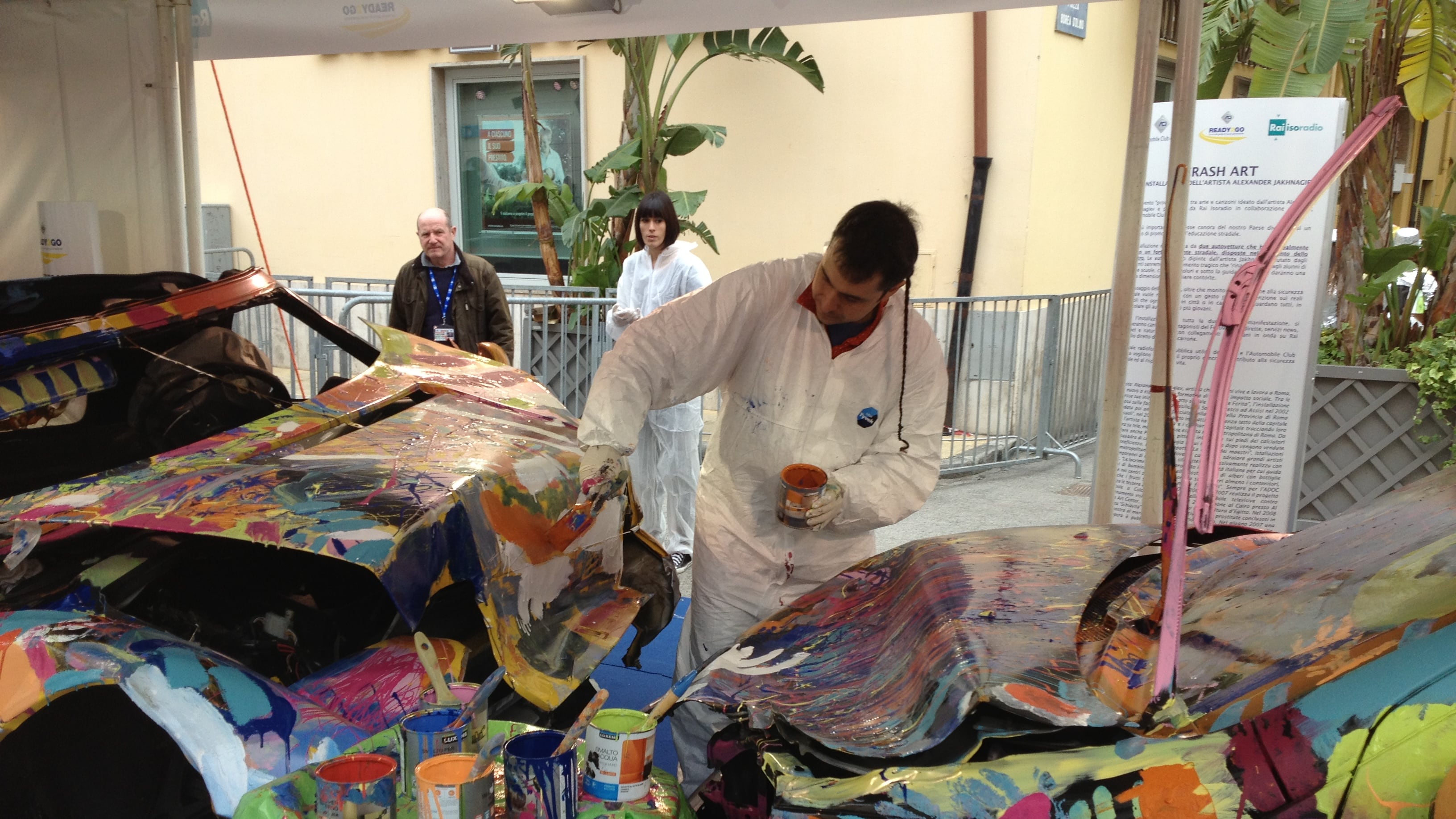 "Crash Art", a Sanremo l'installazione di Alexander Jakhnagiev