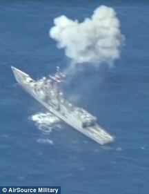 La fregata inaffondabile: 12 ore di bombardamenti per andare a picco 8