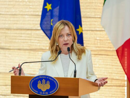 Groenlandia, Meloni non chiude alla presenza italiana. Ma solo con la Nato