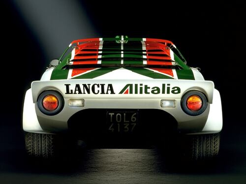 Lancia Stratos, guarda la gallery