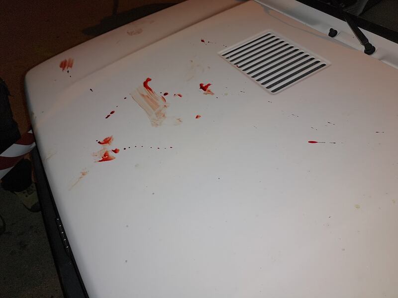 Sangue e vetri rotti, le foto choc dopo la sparatoria a Bitritto 9