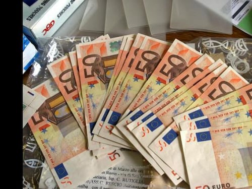 L'affare dei soldi falsi, nove arresti in Campania