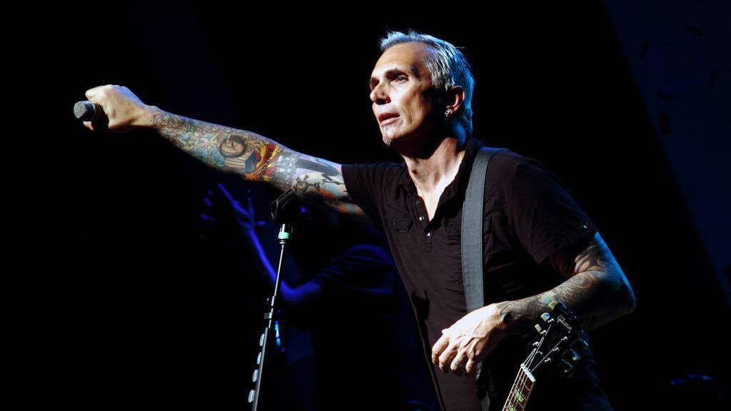 Everclear, il cantante ha la sclerosi multipla