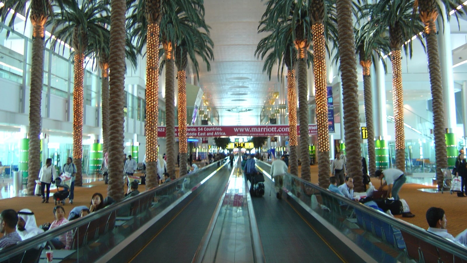 Dubai, il paradiso artificiale che fa arrossire Malpensa