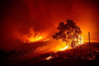 Inferno di fuoco in California 1