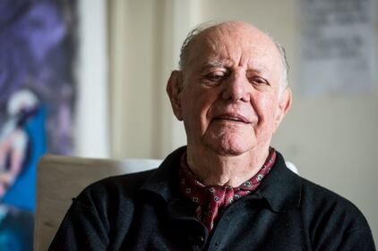 Dario Fo, il giullare che vince il Nobel 5
