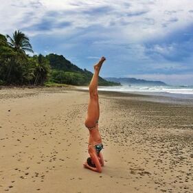 Celebrity e Yoga, le più belle foto su Instagram 2