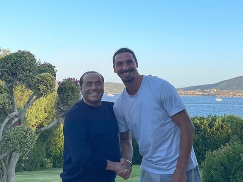 "La potenza fa solo la storia...". Ibrahimovic incontra Berlusconi