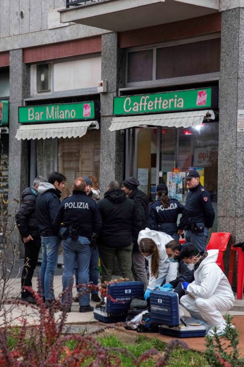 Omicidio in un bar in zona Corvetto 1