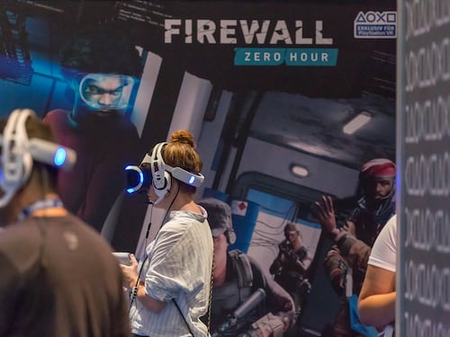 "Firewall zero hour" e "Track lab" per 8 bit