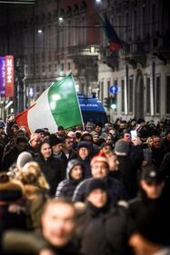 La protesta dei tassisti a Milano  8