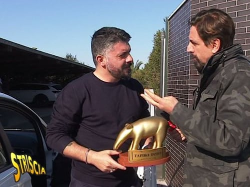 Gattuso riceve il Tapiro: ''Servirebbe una visita a San Gennaro...''
