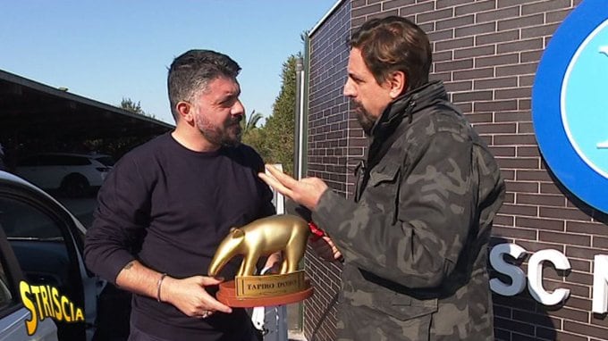 Gattuso riceve il Tapiro: ''Servirebbe una visita a San Gennaro...''