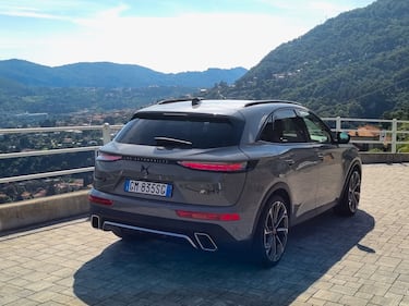 DS 7 E-Tense 4x4, da Milano a Cernobbio: guarda la gallery 9