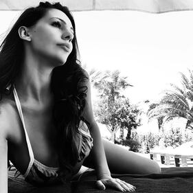 Erjona Sulejmani hot su Instagram 7
