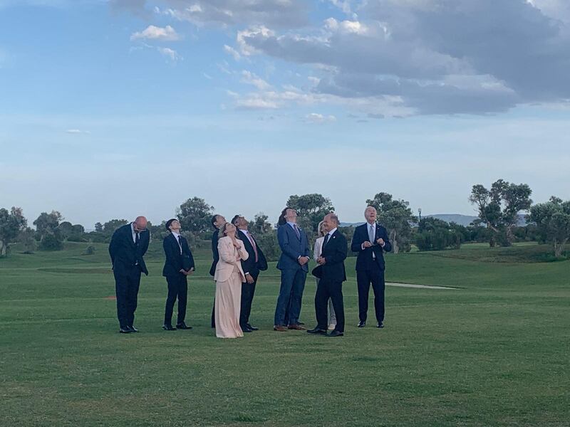 G7, i leader riuniti per la foto di gruppo 1
