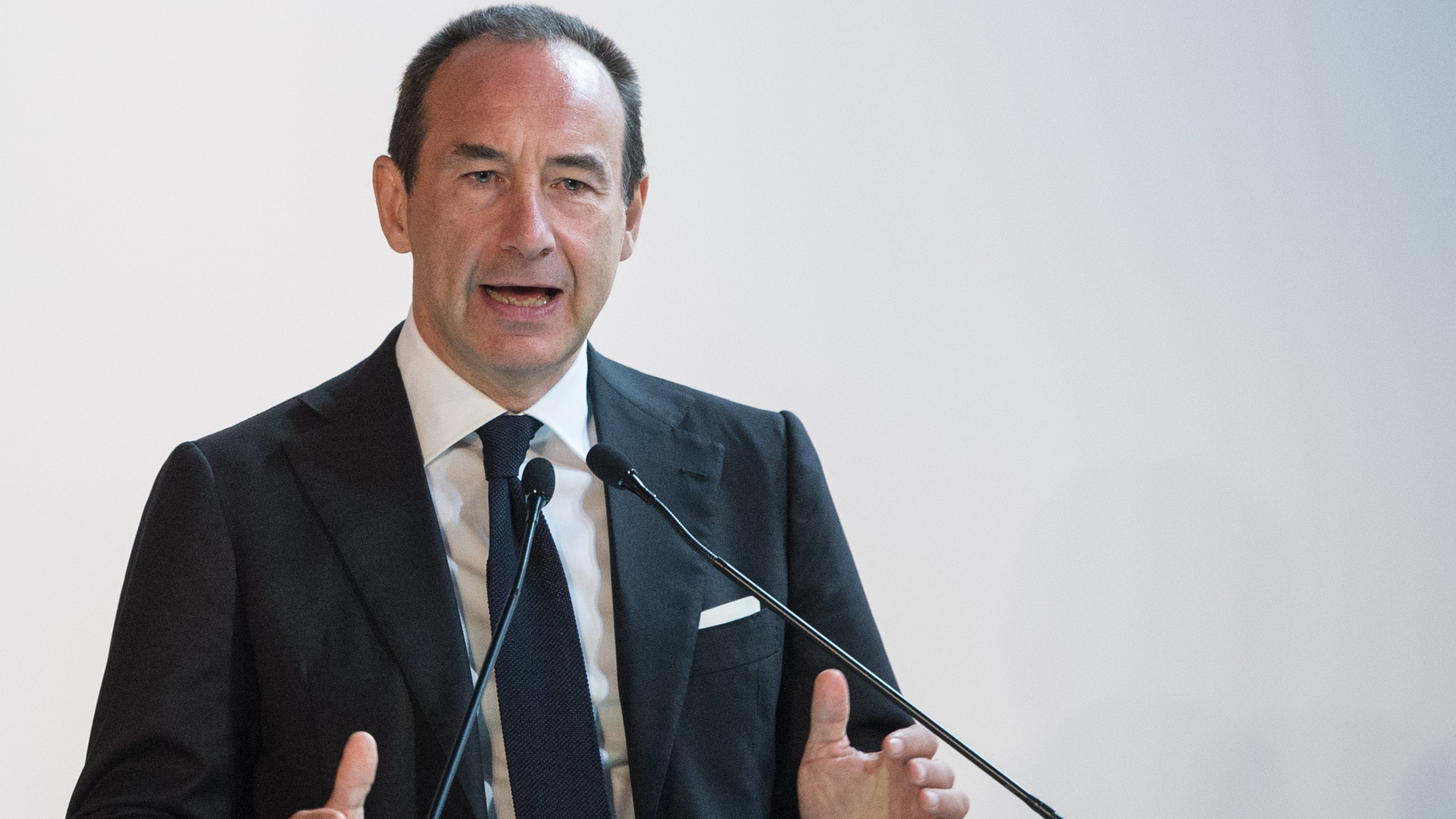 Luca Dal Fabbro presidente del gruppo Iren premiato tra le 100 eccellenze italiane