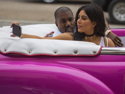 Parla troppo con Kim Kardashian: Kanye West licenzia il suo bodyguard