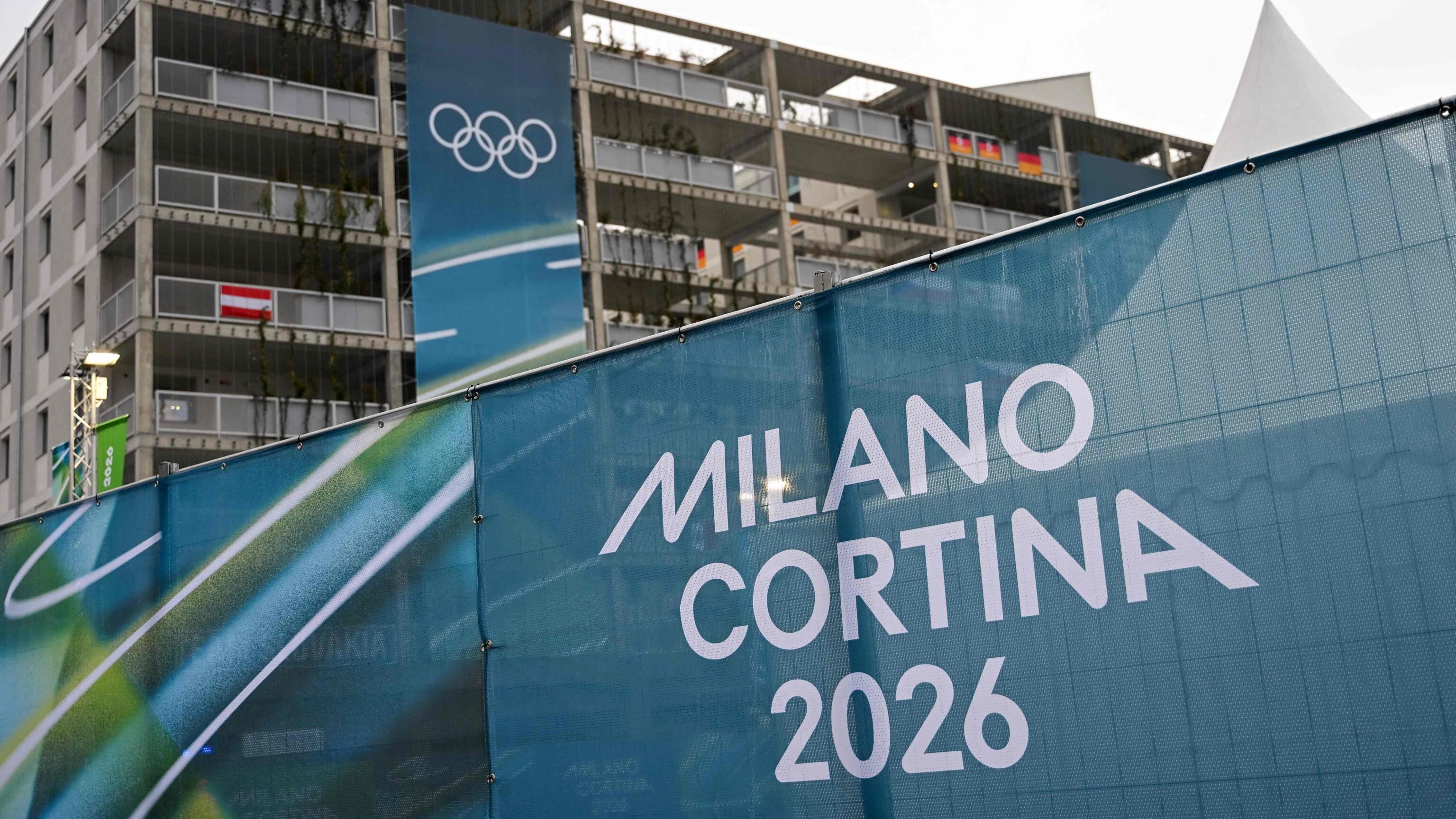 Capi di Stato, feste e disagi. Città off limits e il clou domani: la fiaccola arriva a San Siro